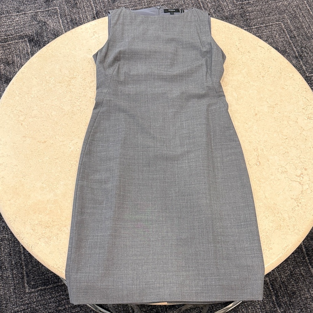Theory Elegant Gray Sleeveless Suit Dress